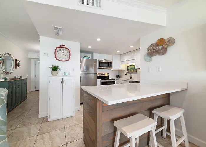 Island Winds East Unit 803 Holiday home