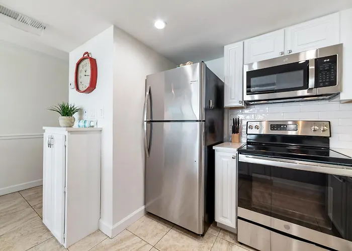 Island Winds East Unit 803 Holiday home