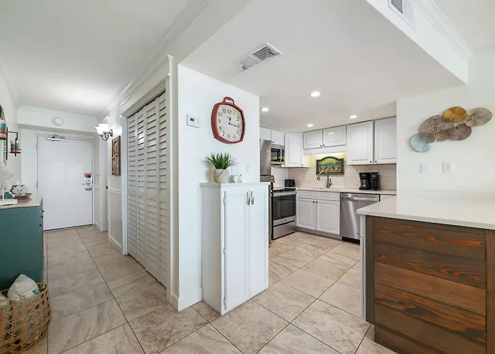 Island Winds East Unit 803 Holiday home